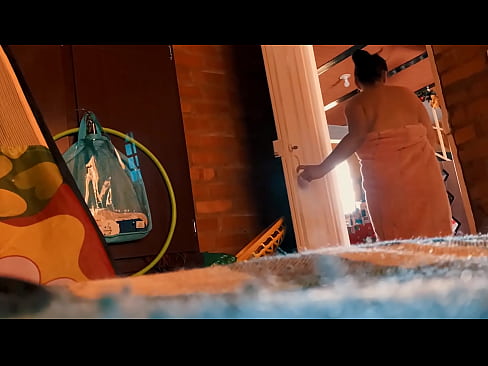 ❤️ Mans tēvocis seko man līdzi dušā, viņš mani drāž, kamēr es eju dušā. ☑ Seks video pie lv.pornosexphoto.ru ☑